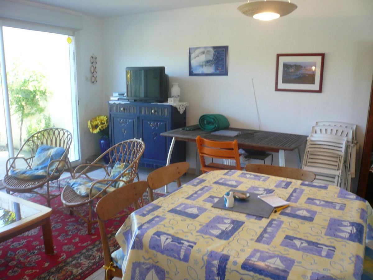 Maison Mitoyenne 3 Ch. Avec Jardin, Terrasse Et Poele A Bois, Proche Du Port De Sauzon, Animaux Ok - Fr-1-418-160 Εξωτερικό φωτογραφία